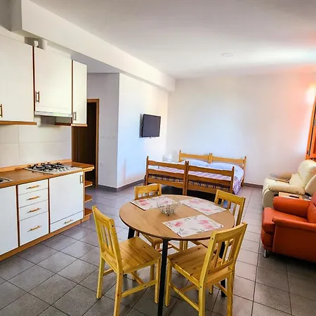 Apartments Dani Izola Exterior photo